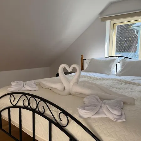Sauna, Free Parking, In The Heart Of Apartman Kuressaare