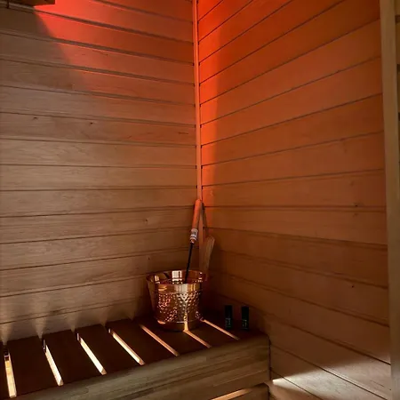 Apartman Sauna, Free Parking, In The Heart Of Kuressaare