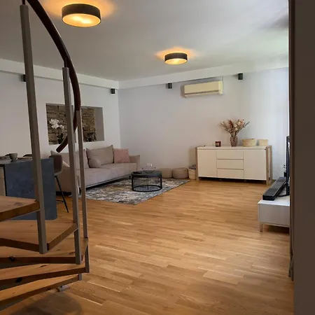 Sauna, Free Parking, In The Heart Of * Kuressaare