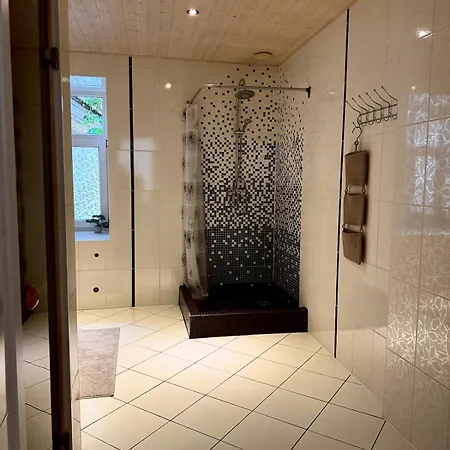 Sauna, Free Parking, In The Heart Of Kuressaare